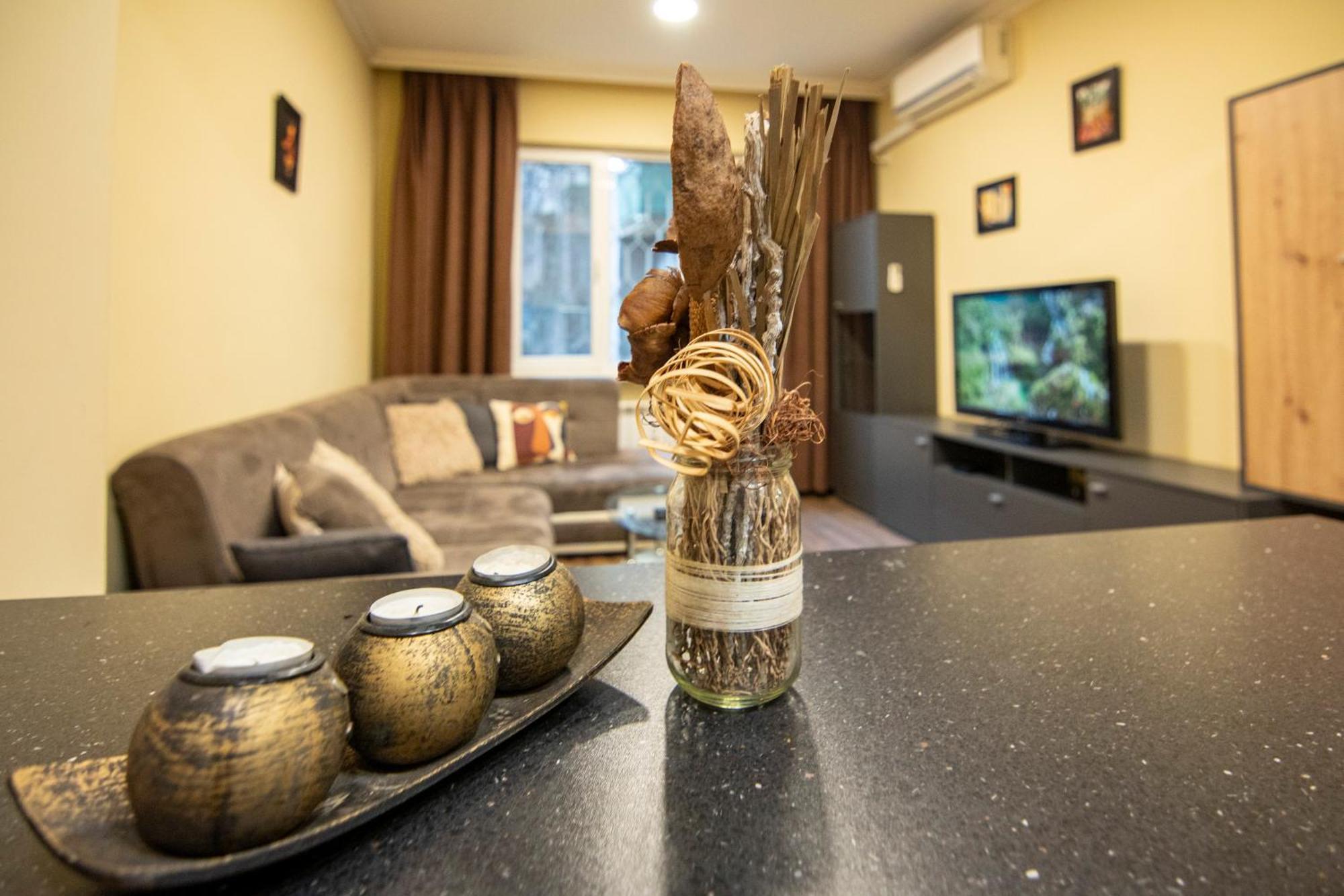 Apartment Comfort & Cozy In Center *